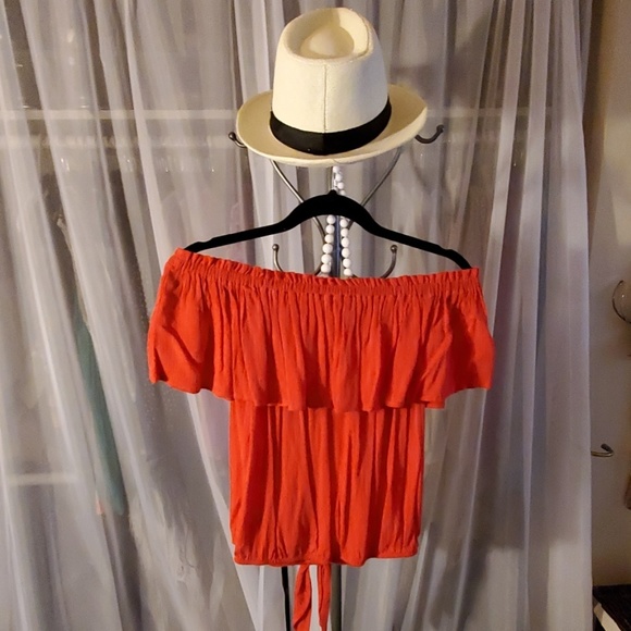 Top - Picture 3 of 3